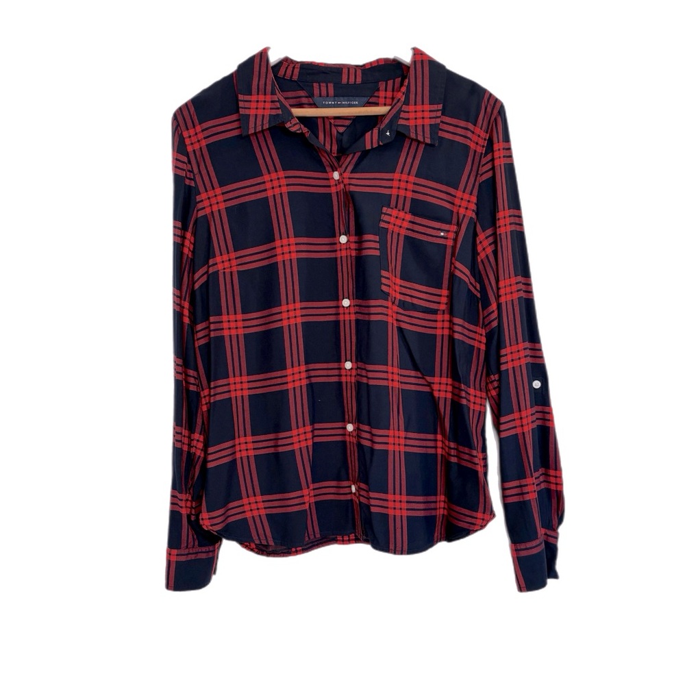 Tommy Hilfiger black & red plaid long sleeve button up